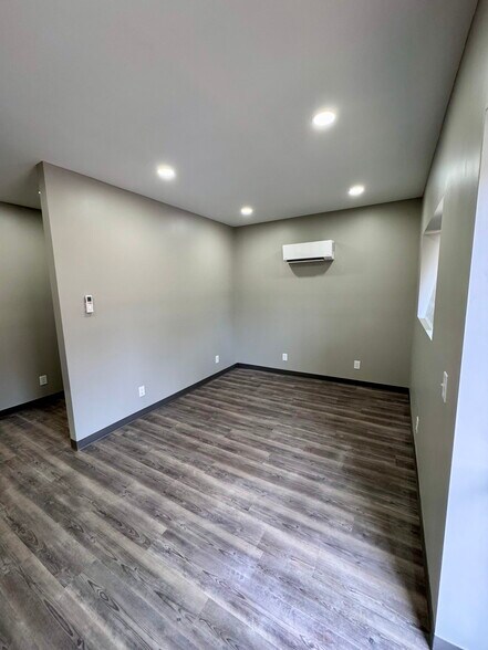More Photos Of 1001 Old Columbus Rd, Opelika Flex For Lease