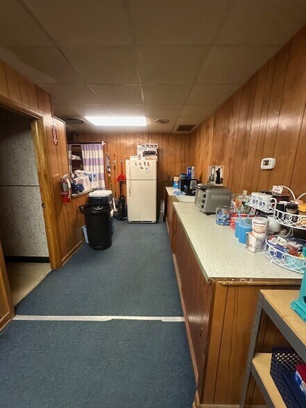 More Photos Of 402 Church St, Summersville General Retail For Sale