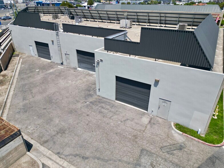 More Photos Of 13902 Harbor Blvd, Garden Grove Warehouse For Sale