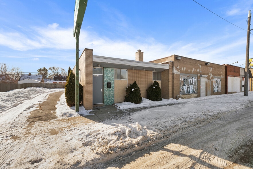 More Photos Of 16068 E 8 Mile Rd, Detroit Medical For Sale