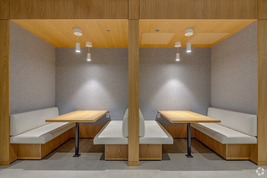 More Photos Of 410 W Georgia St, Vancouver Coworking Space