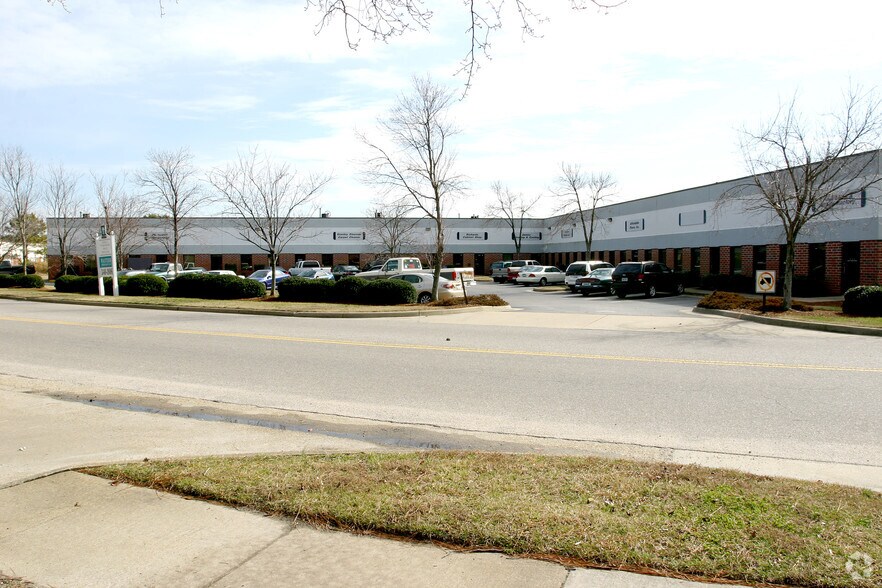More Photos Of 552 Central Dr, Virginia Beach Light Manufacturing For Lease