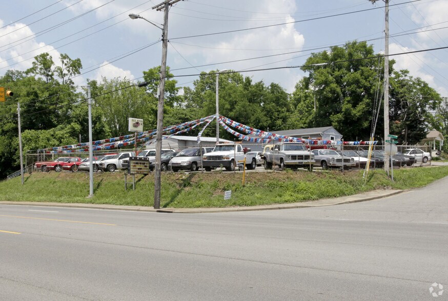 More Photos Of , Old Hickory General Retail For Sale