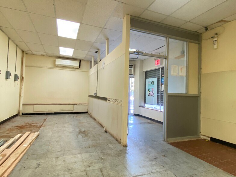 More Photos Of 41-10 29th St, Long Island City Storefront Retail Office For Lease