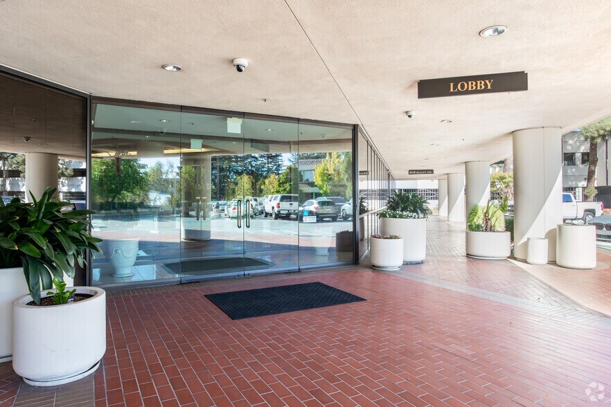 More Photos Of 22320 Foothill Blvd, Hayward Office For Lease