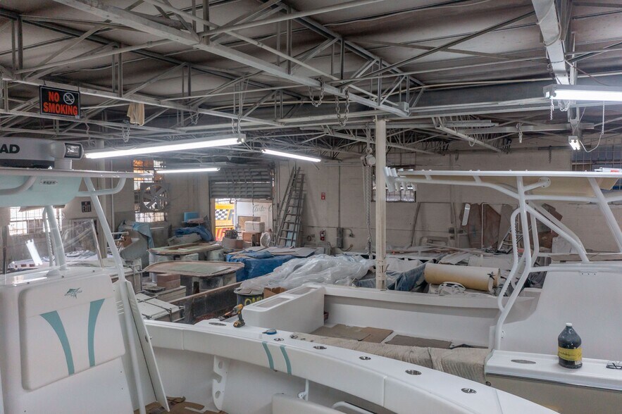 More Photos Of 1040 E 26th St, Hialeah Warehouse For Sale