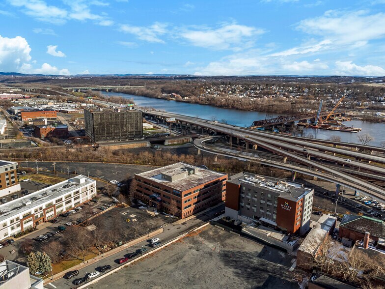 More Photos Of 725 Broadway, Albany Office For Lease