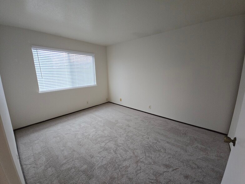 More Photos Of 407 Raymond Ave, San Jose Multifamily For Sale