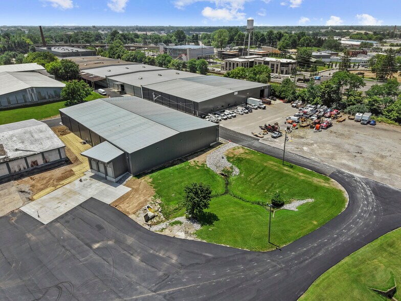 More Photos Of 251 Price Rd, Lexington Warehouse For Lease