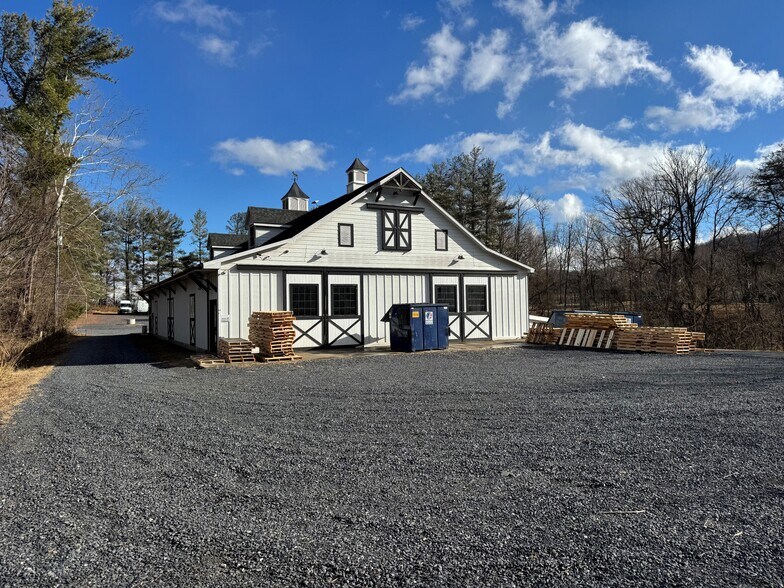 More Photos Of 12055 John Marshall Hwy, Markham Industrial For Sale