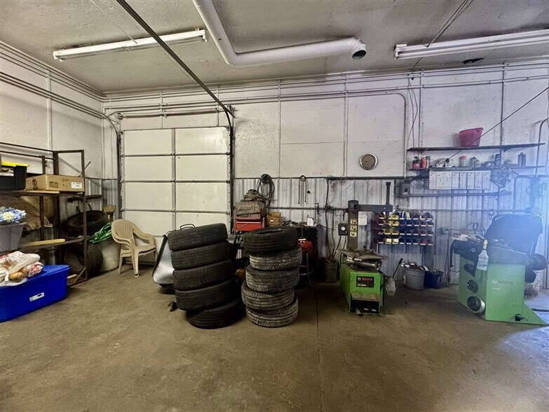 More Photos Of 8062 US Route 127, Greenville Flex For Sale