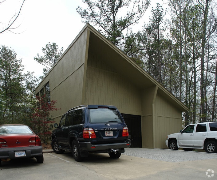 More Photos Of 401 Office Park Dr, Birmingham Office For Sale