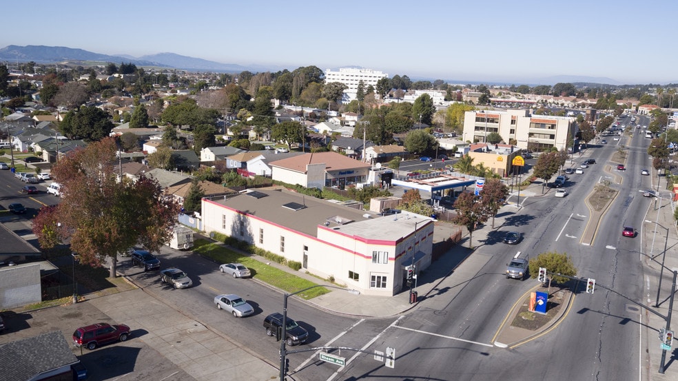 More Photos Of 13041 San Pablo Ave, San Pablo Freestanding For Lease
