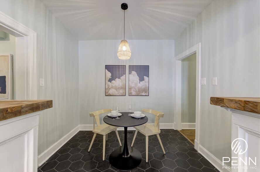 More Photos Of 2375 Forrest Ave, Memphis Apartments For Sale