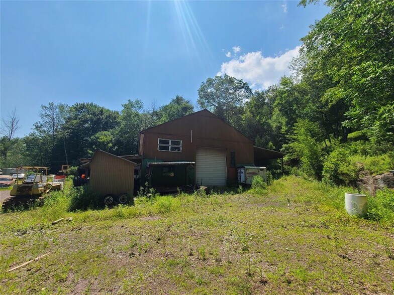 More Photos Of 41 Martin Ln, Mongaup Valley Service For Sale