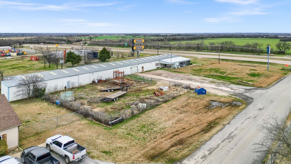 More Photos Of 18987 W US Highway 82, Sherman Industrial For Sale