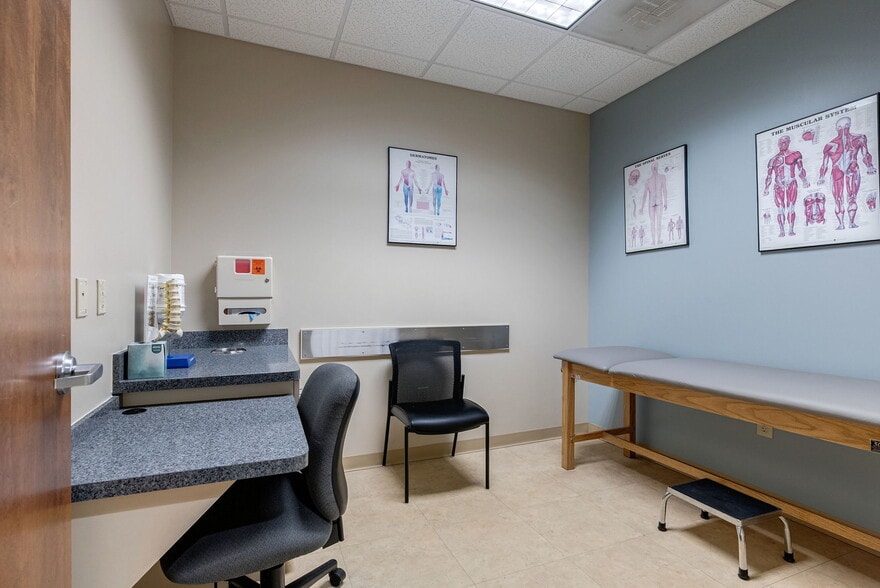 More Photos Of 1500 Langford Dr, Watkinsville Medical For Sale