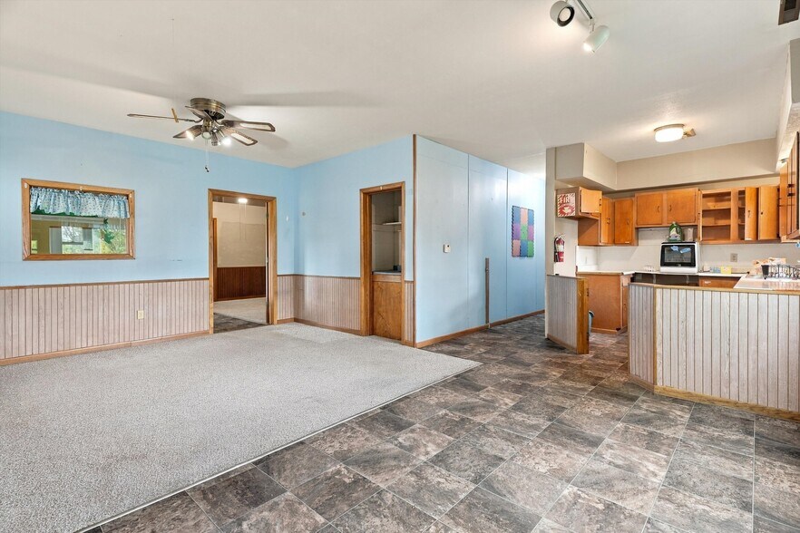 More Photos Of 1017 Laurel St, Marshfield Daycare Center For Sale