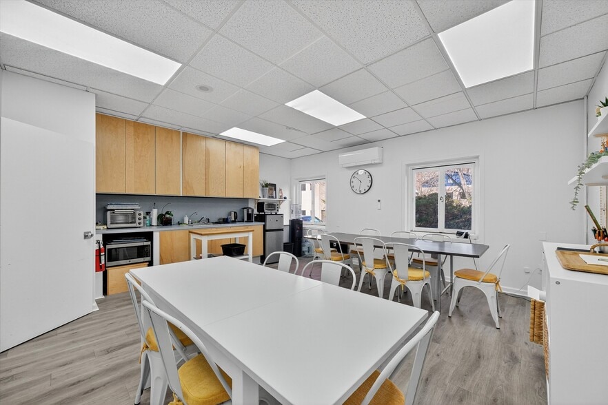 More Photos Of 515-527 Route 22, Pawling Loft Creative Space For Lease