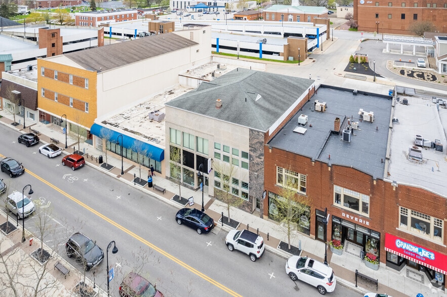 Primary Photo Of 2140 Front St, Cuyahoga Falls Storefront Retail Office For Lease