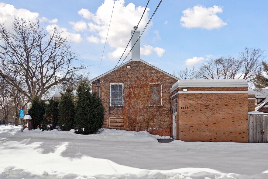 More Photos Of 1671 Summit Ave, Saint Paul Religious Facility For Sale