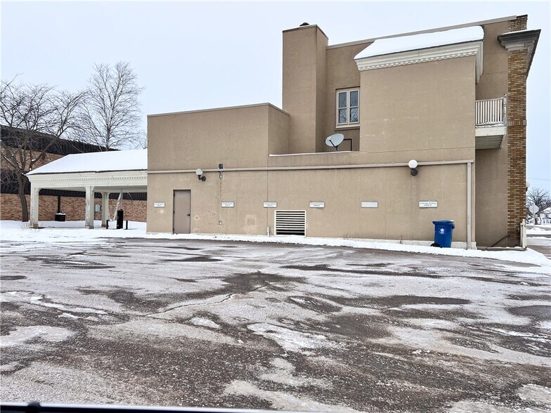 More Photos Of 436 E La Salle Ave, Barron Office Residential For Lease