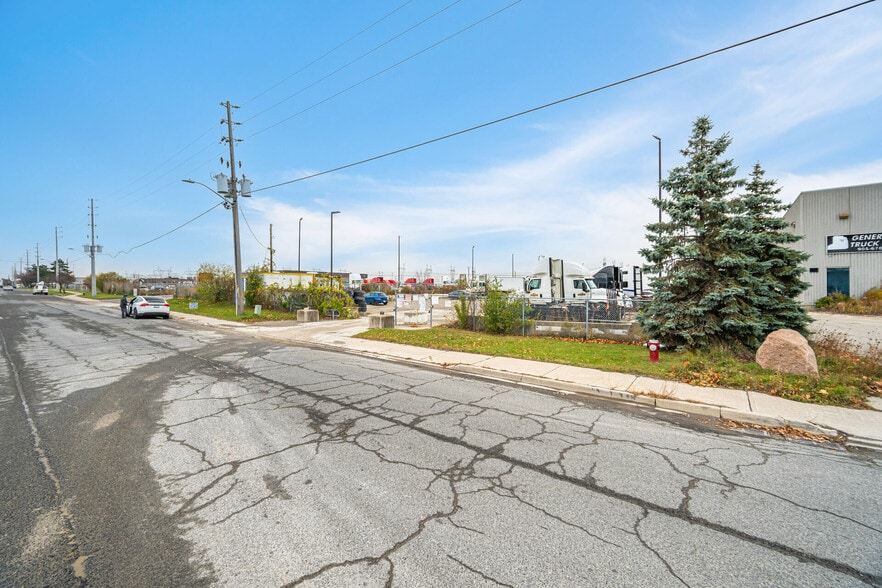 More Photos Of 1185 Cardiff Blvd, Mississauga Land For Sale