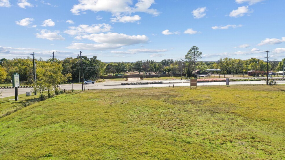 More Photos Of 2101 Fort Worth, Weatherford Land For Sale