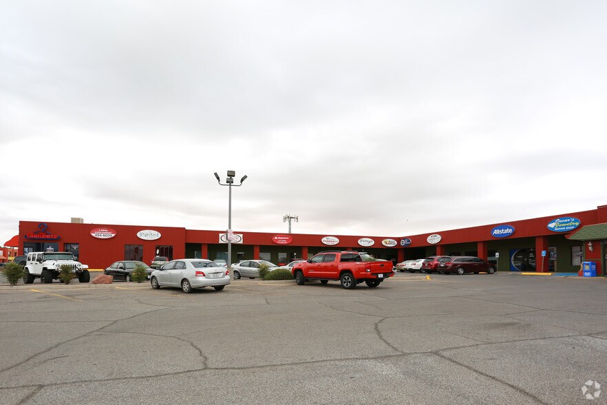 Primary Photo Of 1810 Trawood Dr, El Paso Freestanding For Lease