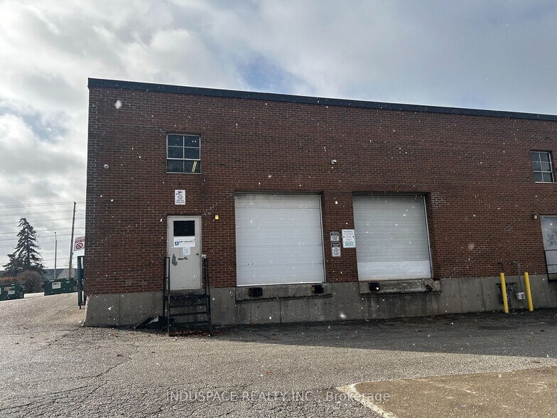 More Photos Of 1020 Meyerside Dr, Mississauga Industrial For Lease
