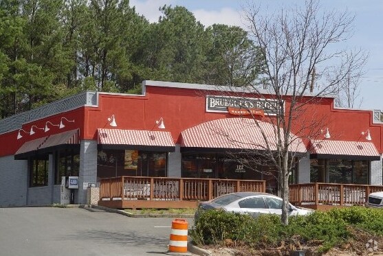 More Photos Of 122 SW Maynard Rd, Cary Restaurant For Lease