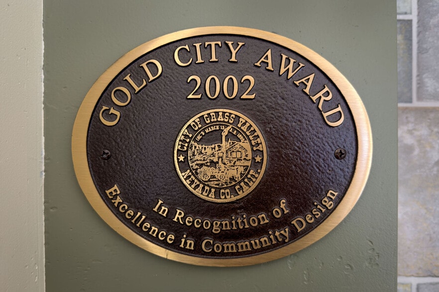 More Photos Of 345 Crown Point Cir, Grass Valley Flex For Lease