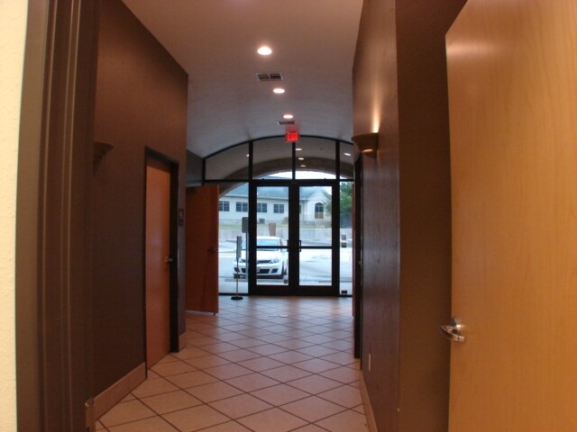 More Photos Of 1002 Marble Heights Dr, Marble Falls Medical For Lease