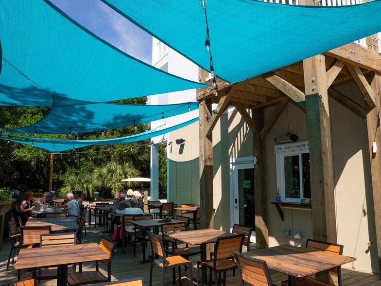 More Photos Of 5 Merchants Row, Bald Head Island Flex For Sale