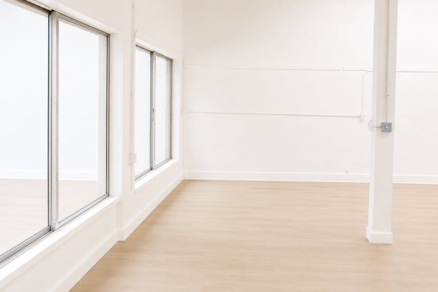 More Photos Of 10875 Venice Blvd, Los Angeles Storefront Retail Residential For Lease