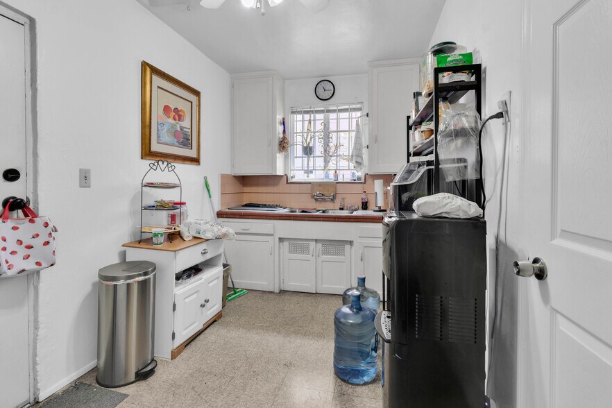 More Photos Of 1258 Broadway, El Cajon Office For Sale