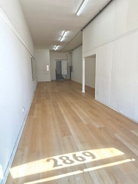 More Photos Of 2869 W 7th St, Los Angeles General Retail For Lease