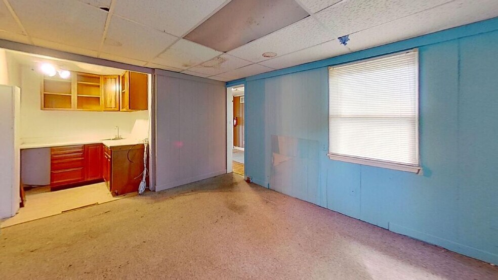 More Photos Of 615-643 E Saginaw Hwy, Grand Ledge Unknown For Lease