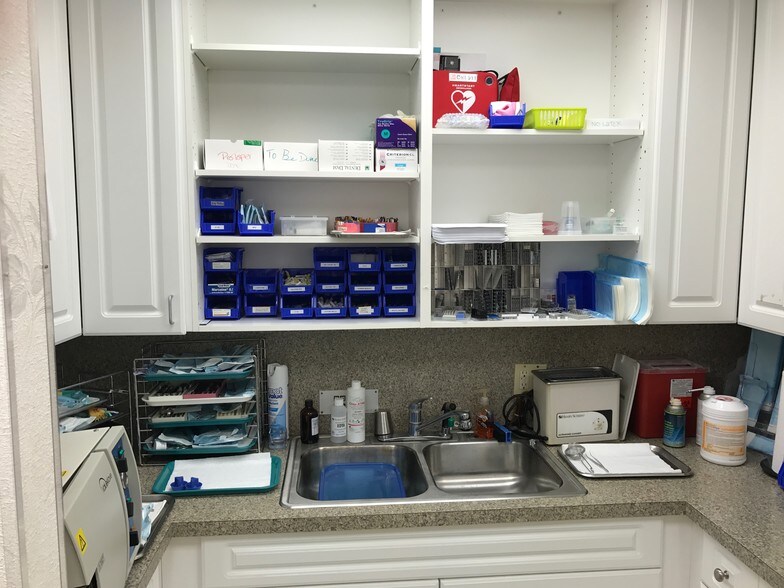 More Photos Of 900 SE Ocean Blvd, Stuart Medical For Lease
