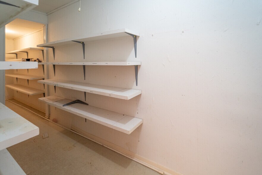More Photos Of 105 Ward St, Cuero Daycare Center For Sale