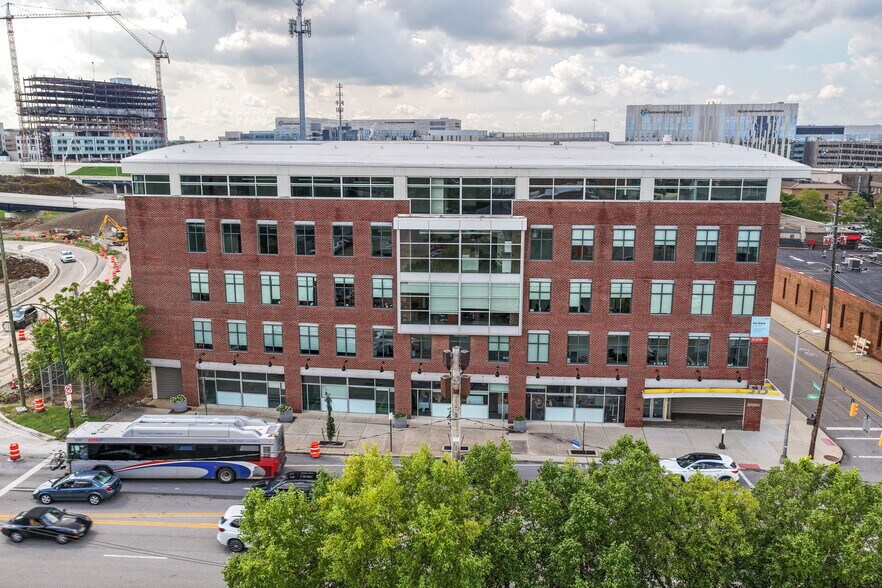More Photos Of 515 E Main St, Columbus Office For Sale