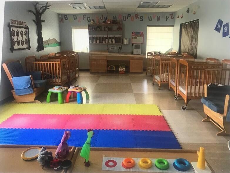 More Photos Of 25200 Richards Rd, Spring Schools For Sale