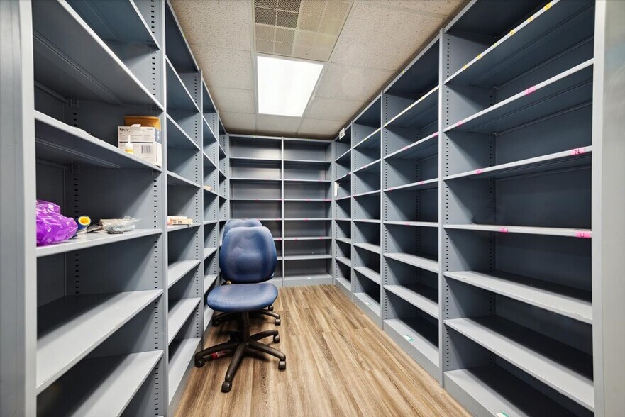 More Photos Of 515 Church St, Bound Brook Medical For Sale