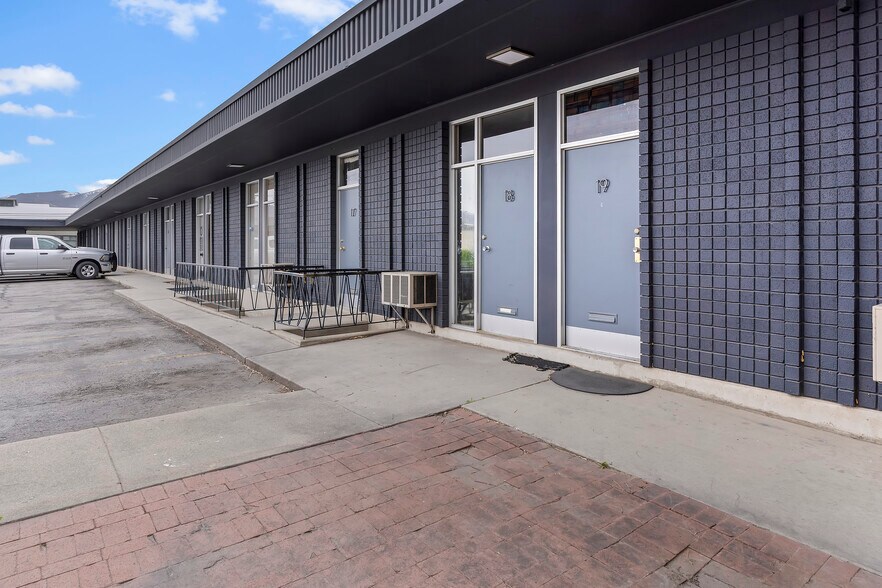 More Photos Of 2330 S Main St, Salt Lake City Office For Lease