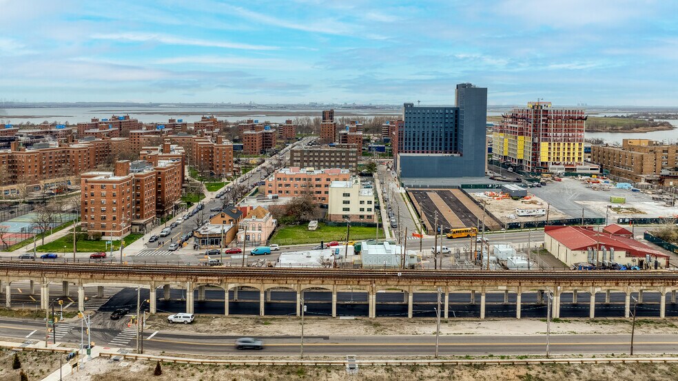 More Photos Of 311 Beach 53rd St, Far Rockaway Apartments For Sale