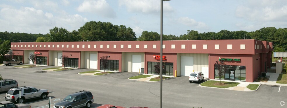 More Photos Of 300 Ed Wright Ln, Newport News Unknown For Lease