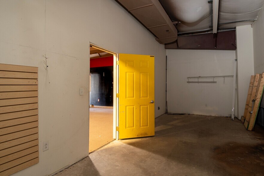 More Photos Of 1606 7th St, Las Vegas Storefront For Lease