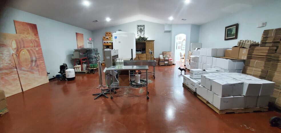 More Photos Of 3780 E Kellogg Rd, Pahrump Winery Vineyard For Sale