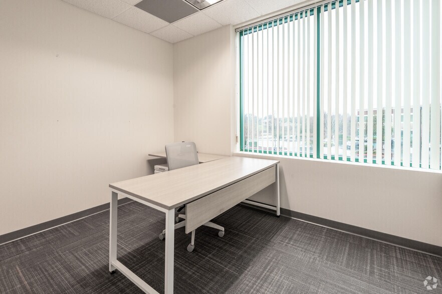 More Photos Of 50 Iron Point Cir, Folsom Office For Lease