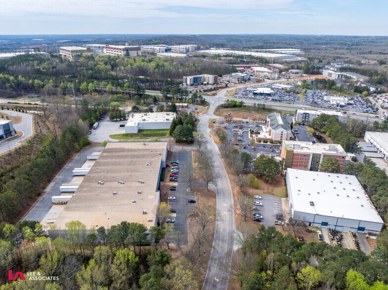 More Photos Of 120 Interstate W Pky, Lithia Springs Warehouse For Lease